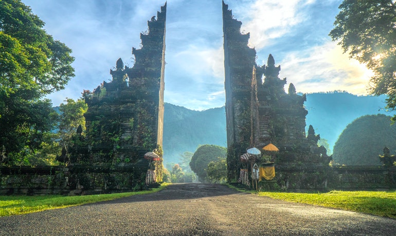 Gates of Heaven, Bali